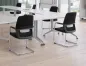 Preview: 2er Set Konferenzstühle Basic Freischwinger Netzrücken Milieuansicht