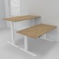 Preview: Doppelarbeitsplatz 163 x 160 cm HMK1 elektrisch höhenverstellbare Schreibtische Gestell Weiß Tischplatten Asteiche