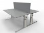 Preview: Doppelarbeitsplatz C1 160x160cm Form4 mit Tischtrennwand Lichtgrau