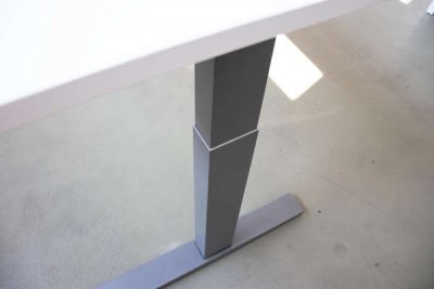 Schreibtisch HMK Detail Gestell