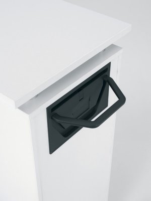 Mobiler Büroschrank Stehpult Detailansicht Einwurfschlitz und Griff