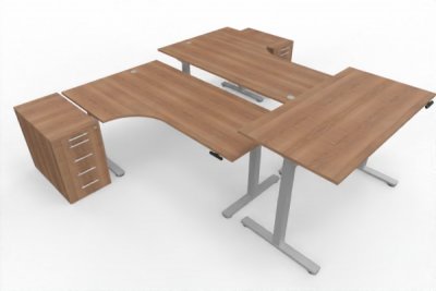 Teamarbeitsplatz DSM4 für 3 Personen Tischplatten Nussbaum Gestell Silber