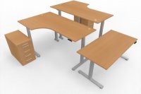 Teamarbeitsplatz DSM4 für 3 Personen Tischplatten Buche Gestell Silber